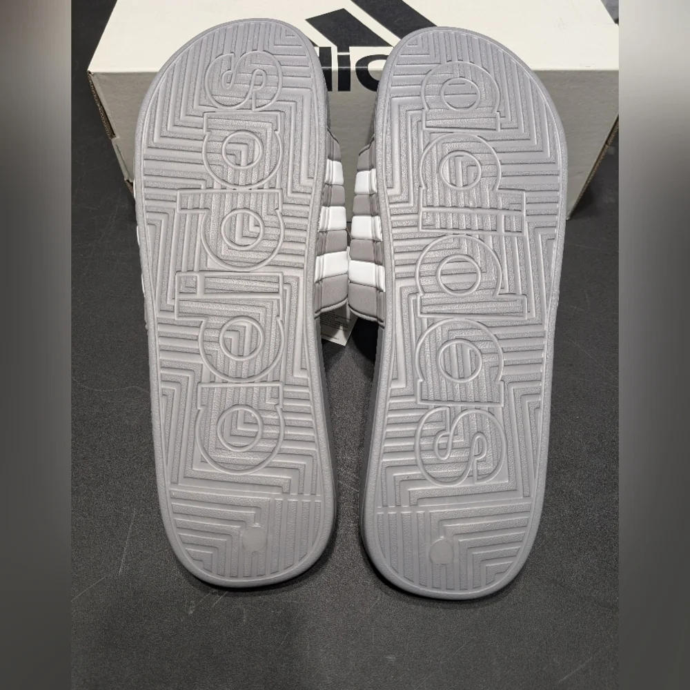 Adidas Gray Adissage 3 Stripe Slide Sandals Size 18 NWT‎